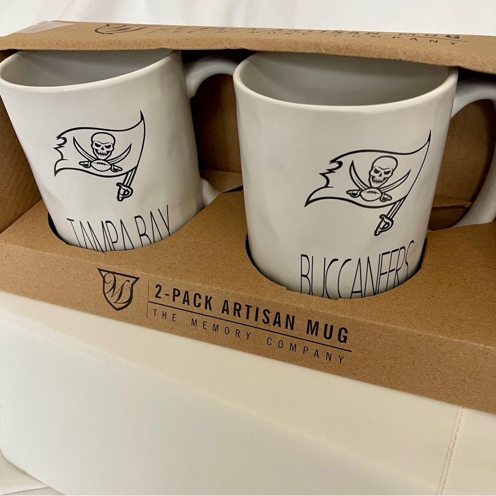 New NFL Tampa Bay Buccaneers Artisan Mugs - Set of Two in Original Package